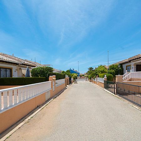 فيلا Casa Tima Dehesa de Campoamor  المظهر الخارجي الصورة