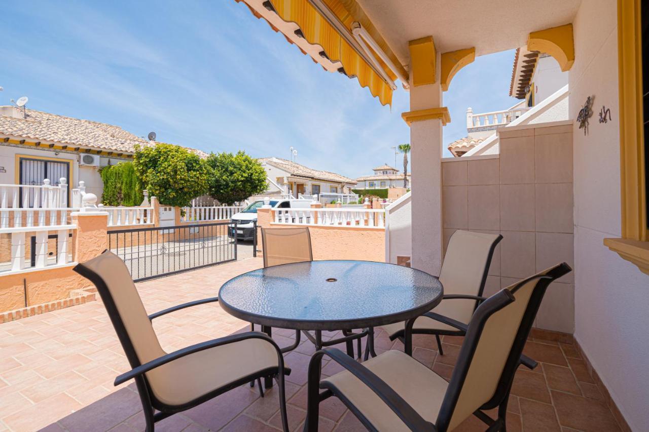 فيلا Casa Tima Dehesa de Campoamor  المظهر الخارجي الصورة