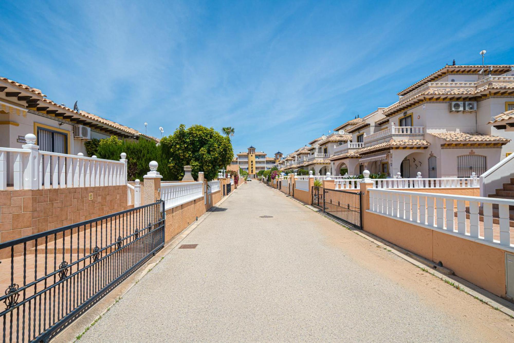 فيلا Casa Tima Dehesa de Campoamor  المظهر الخارجي الصورة